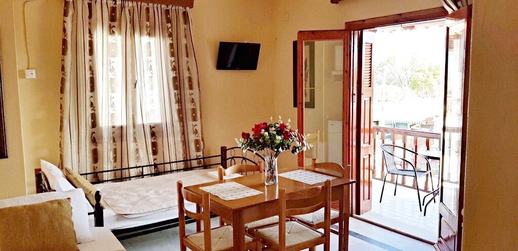 Hotel Mando Marathokampos Ngoại thất bức ảnh